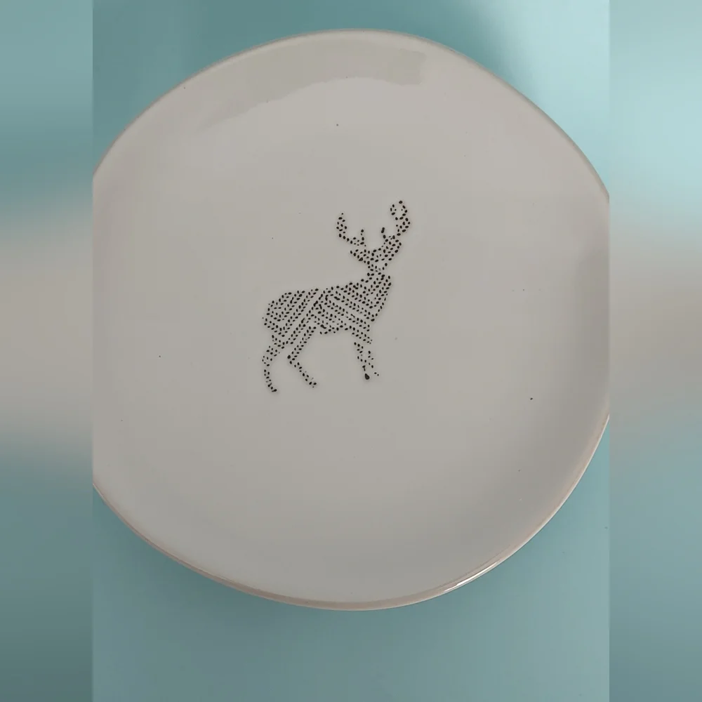 Hearth & Hand  Magnolia Home Christmas  Appetizer Plates Holiday  4 Plates  New